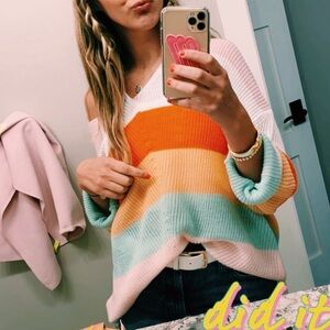 Urban Outfitters Robbie Runaway Oversized Tunic Sweater V Neck